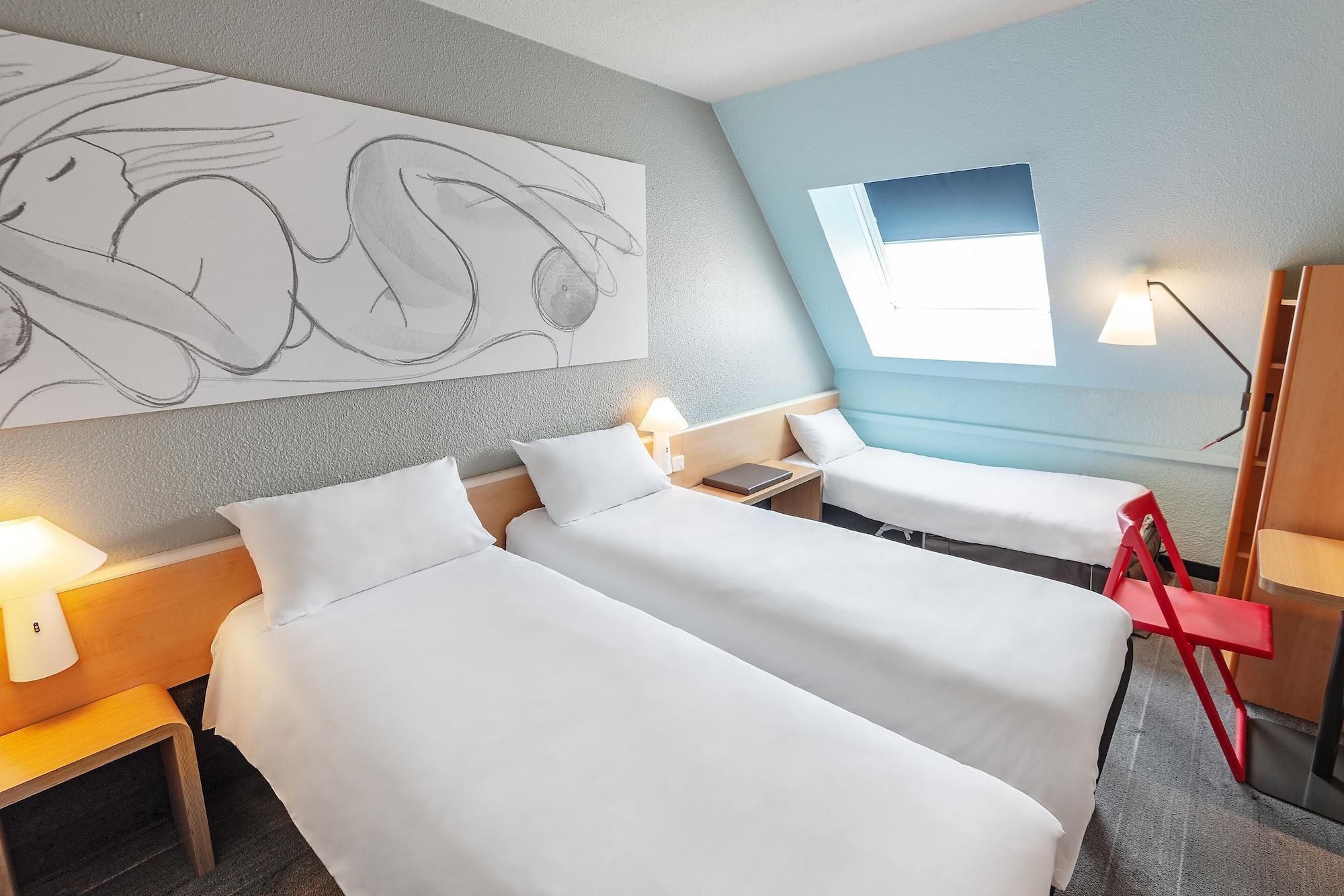 ไอบิส เอแปร์แน ซองทร์ วีล Hotel เอแปร์เน ภายนอก รูปภาพ