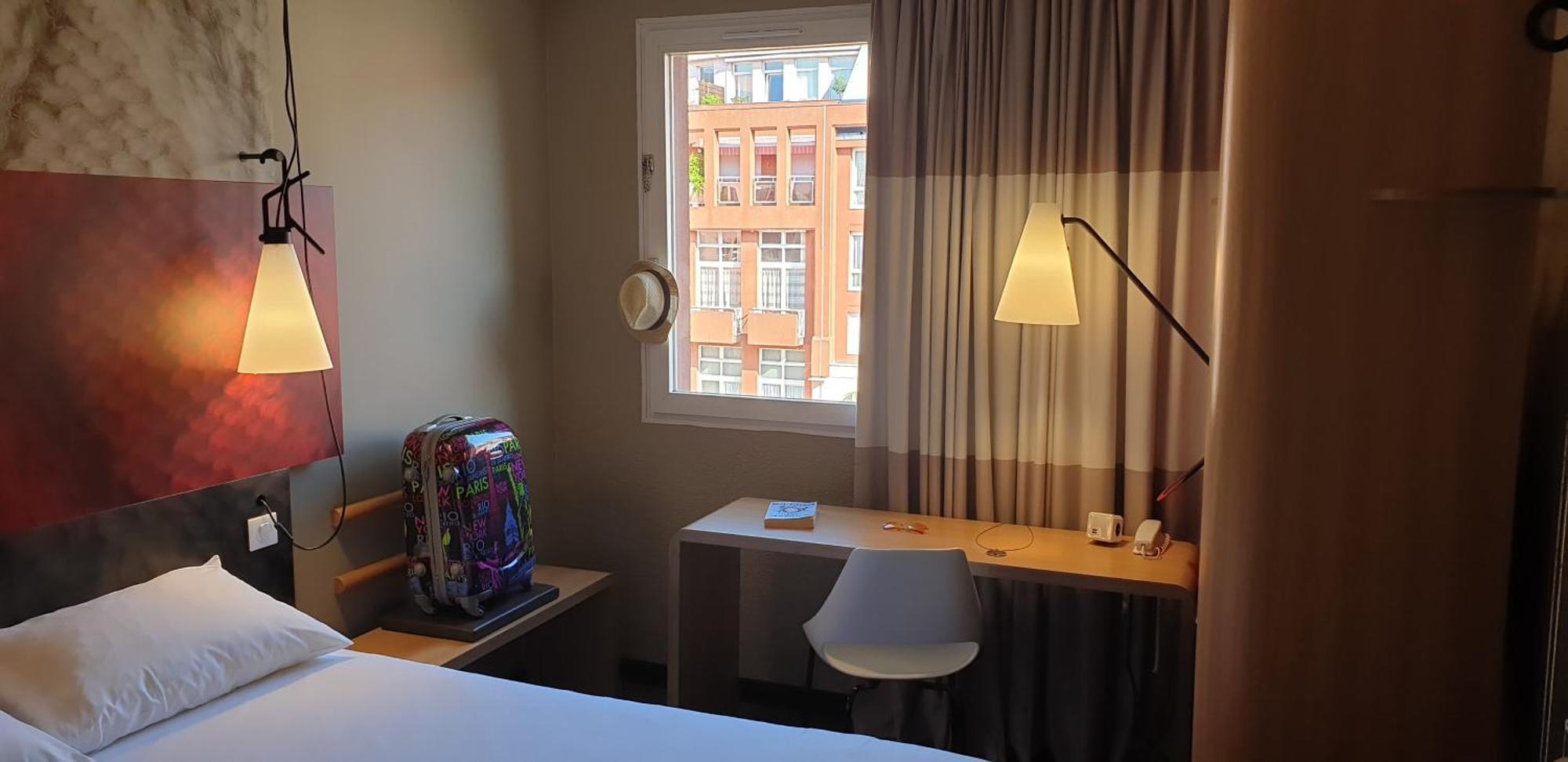 ไอบิส เอแปร์แน ซองทร์ วีล Hotel เอแปร์เน ห้อง รูปภาพ