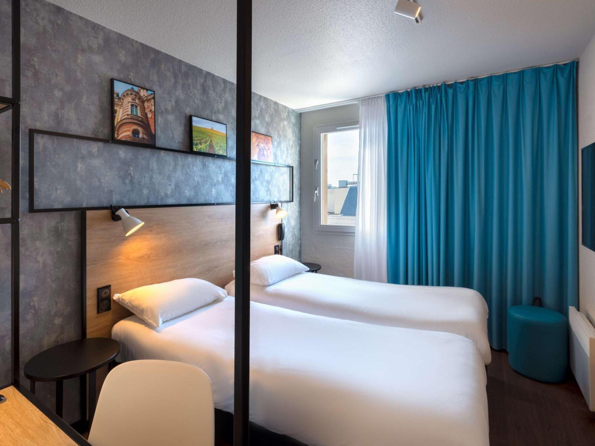ไอบิส เอแปร์แน ซองทร์ วีล Hotel เอแปร์เน ภายนอก รูปภาพ