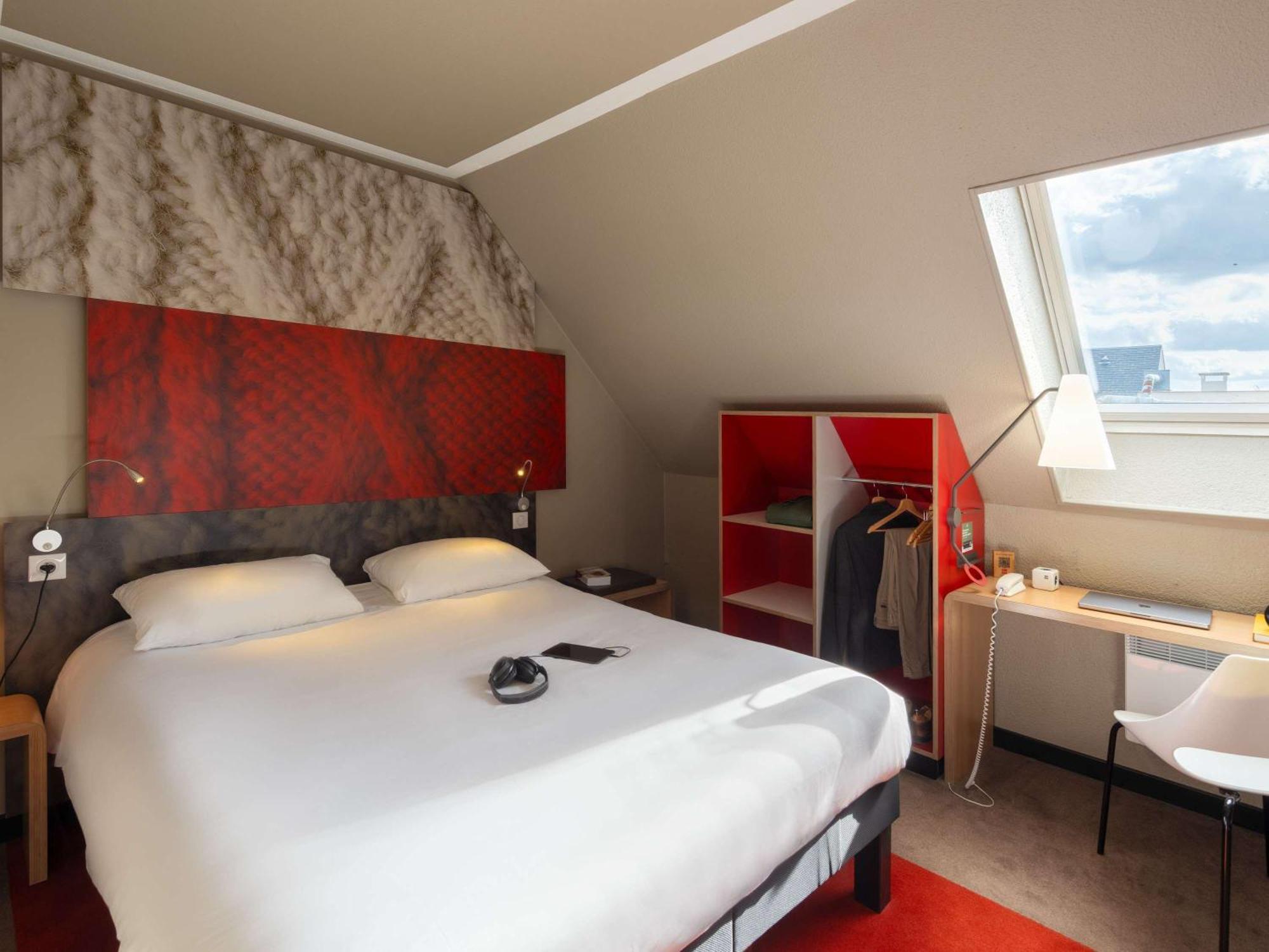 ไอบิส เอแปร์แน ซองทร์ วีล Hotel เอแปร์เน ภายนอก รูปภาพ